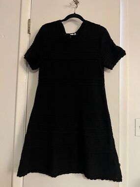 GAP Black Knit Short-Sleeve Dress